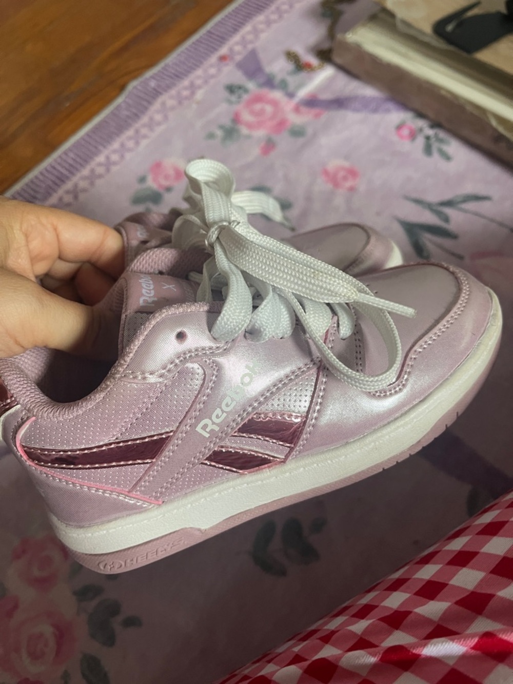 Reebok heelys Girls Light Pink Metallic Lace-Up Sneakers heelys